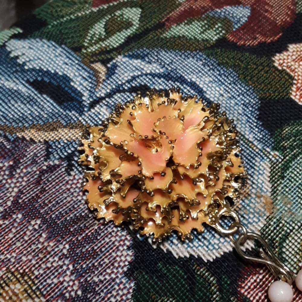 Flower necklace - Picture 4 of 4